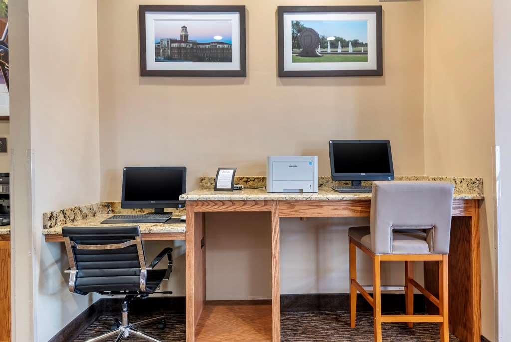 Comfort Suites - University Lubbock Facilities photo